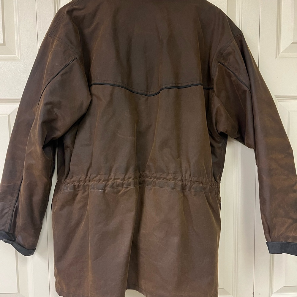 OUTBACK TRADING COMPANY
BROWN